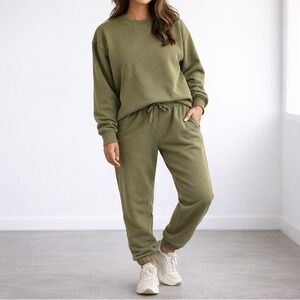 HDYWT Sweatshirt and Jogger Lounge Oversized Cozy Set Olive Green Size Medium